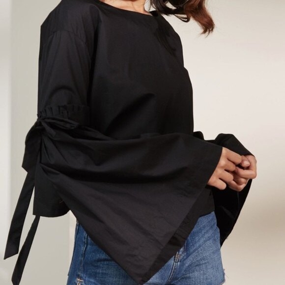 NWT Free People So Obviously Yours Wide Flare Sleeve Top Tie Back Black - Picture 2 of 12